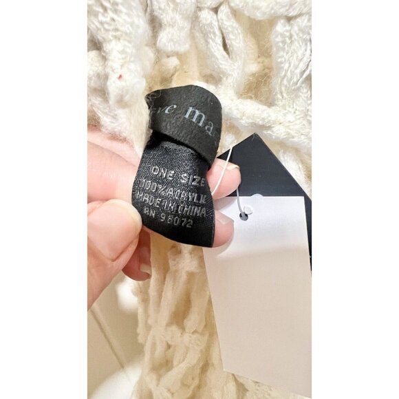 STEVE MADDEN Beige Cozy Knit Loop Infinity Scarf NWT - Picture 5 of 5